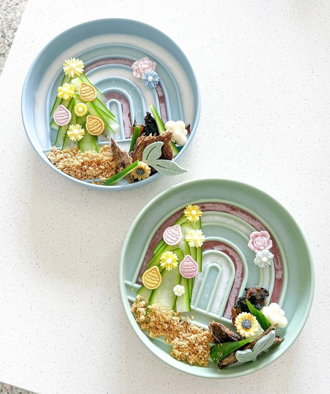 Silicone slow feeder bowl for dogs