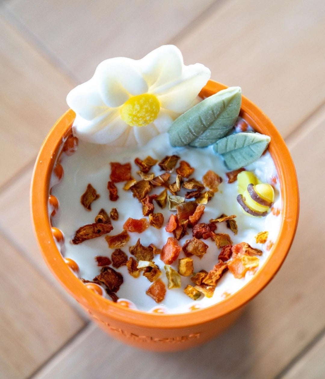 Lickimat Yoggie Pot - Slow feeder bowl
